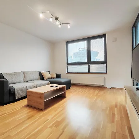 Mills - Free Parking - Balcony With View - Close To Nivy Mall