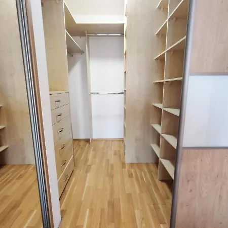 Mills - Free Parking - Balcony With View - Close To Nivy Mall *