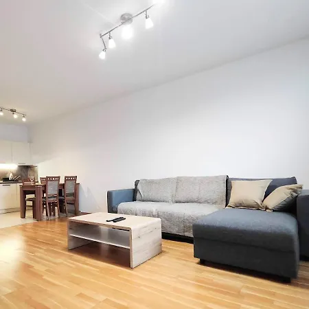 Mills - Free Parking - Balcony With View - Close To Nivy Mall Apartment Bratislava