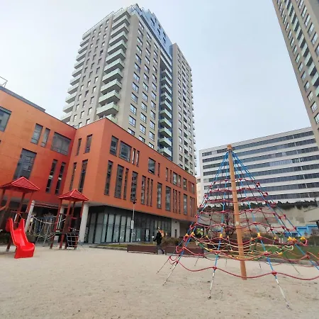 Mills - Free Parking - Balcony With View - Close To Nivy Mall براتسيلافا
