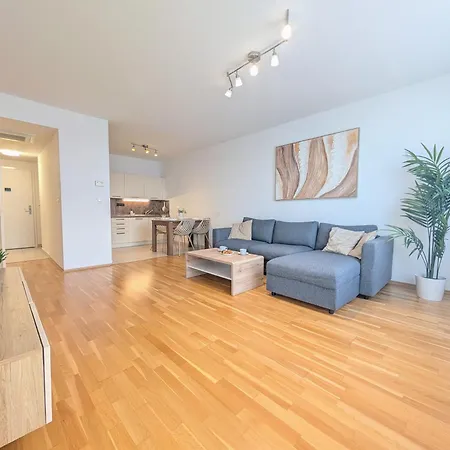 Mills - Free Parking - Balcony With View - Close To Nivy Mall