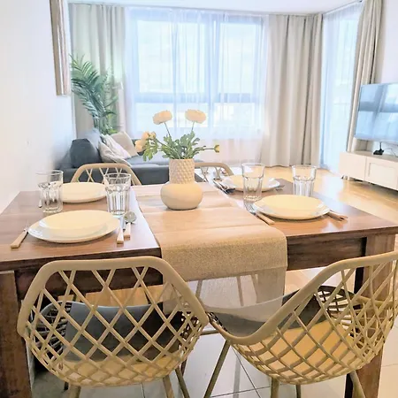 Mills - Free Parking - Balcony With View - Close To Nivy Mall Apartman *